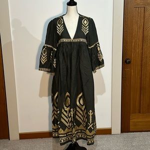 Linen and gold embroidered dress. Empire waist